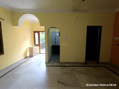 Living Room Image of 800 Sq.ft 2 BHK Independent House for rent in Adugodi Bengaluru for Rs. 24000