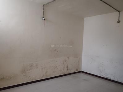 Living Room Image of 600 Sq.ft 2 BHK Apartment / Flat for rent in Bhakti Nagar Rajkot for Rs. 10000