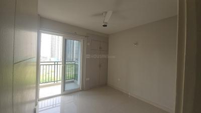 Bedroom Image of 1404 Sq.ft 2 BHK Apartment / Flat for sale in Eldeco Live By The Greens Phase 1, Sector 150 Noida for Rs. 16800000