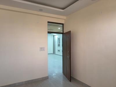 Bedroom Image of 1300 Sq.ft 3 BHK Apartment / Flat for sale in Govindpuram Ghaziabad for Rs. 5865222