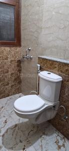 Image of 1600 Sq.ft 2.5 BHK Builder Floor for rent in Sector 31, Noida for Rs. 35500