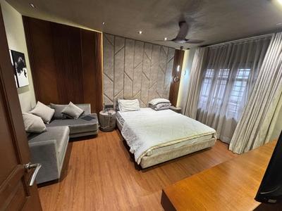 Bedroom Image of 3840 Sq.ft 4 BHK Independent House for rent in Prahlad Nagar Ahmedabad for Rs. 240000