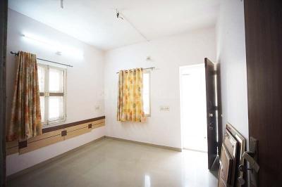 Bedroom Image of 738 Sq.ft 2 BHK Apartment / Flat for sale in Ambawadi Ahmedabad for Rs. 7500000