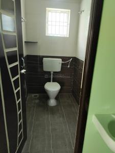 Bathroom Image of 980 Sq.ft 2 BHK Builder Floor for rent in Maraimalai Nagar Part Chennai for Rs. 15000