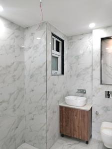 Common Bathroom Image of 1557 Sq.ft 3 BHK Builder Floor for sale in BPTP District 4, Sector 84 Faridabad for Rs. 17500000