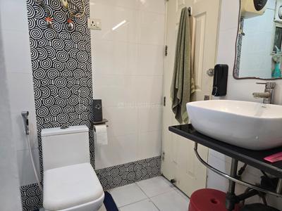 Bathroom Image of 1530 Sq.ft 2.5 BHK Apartment / Flat for sale in Ajnara Gen X, Crossings Republik Ghaziabad for Rs. 11500000
