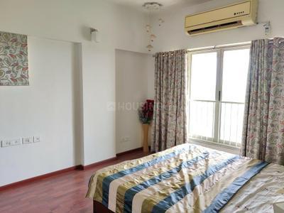 Bedroom Image of 1350 Sq.ft 2.5 BHK Apartment / Flat for rent in Adani The Meadows, Shantigram Ahmedabad for Rs. 42000