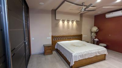 Bedroom Image of 1527 Sq.ft 3 BHK Apartment / Flat for sale in Hiranandani Club Meadows, Akshayanagar Bengaluru for Rs. 24500000