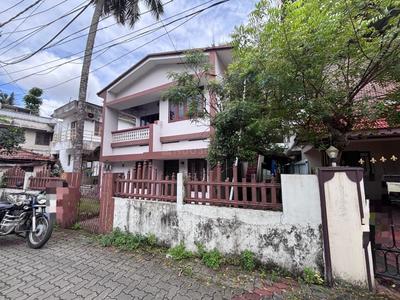 Image of 1800 Sq.ft 3 BHK Independent House for sale in Vyttila, Kochi for Rs. 14000000