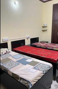 Bedroom Image of Apna niwas pg  in Sector 44, Noida