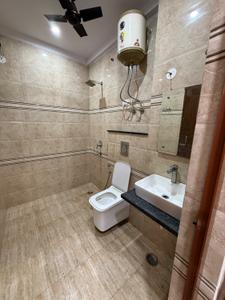 Image of 900 Sq.ft 1 BHK Builder Floor for rent in DLF Independent Floors, DLF Phase 3, Gurgaon for Rs. 32000