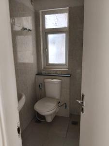 Bathroom Image of 1400 Sq.ft 4 BHK Apartment / Flat for sale in BPTP Park Elite Premium, Sector 84 Faridabad for Rs. 12000000
