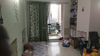 Living Room Image of 850 Sq.ft 2 BHK Apartment / Flat for rent in Sikka Karnam Greens, Sector 143B Noida for Rs. 25500