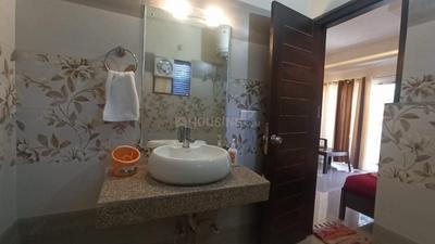 Bathroom Image of 450 Sq.ft 1 RK Apartment / Flat for sale in Bhumiyadhar Nainital for Rs. 2500000