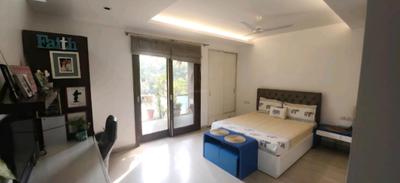 Bedroom Image of 2475 Sq.ft 3 BHK Builder Floor for sale in Safdarjung Enclave New Delhi for Rs. 67500000