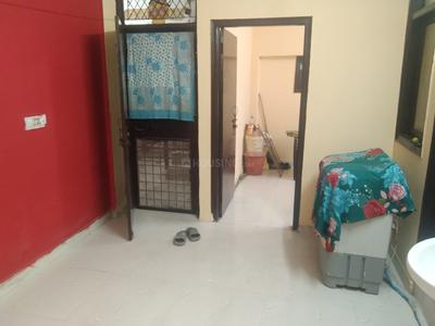 Bedroom Image of 500 Sq.ft 2 BHK Apartment / Flat for sale in Sangam Vihar New Delhi for Rs. 1600000