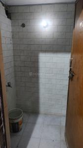 Bathroom Image of 1000 Sq.ft 3 BHK Builder Floor for rent in LDA Colony Lucknow for Rs. 10000