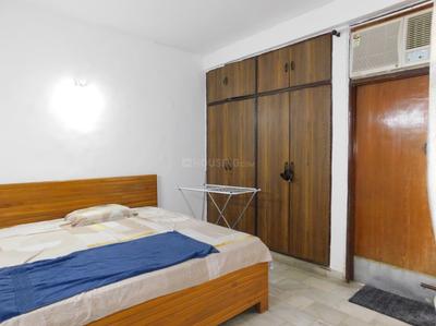 Bedroom Image of 2400 Sq.ft 3 BHK Builder Floor for sale in Vasant Vihar New Delhi for Rs. 105000000