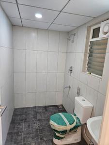 Bathroom Image of 2420 Sq.ft 4 BHK Villa for rent in Casagrand Luxeria, Navalur Chennai for Rs. 51000