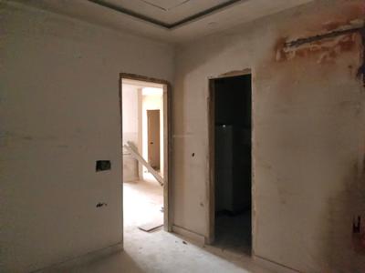 Bedroom Image of 1400 Sq.ft 4 BHK Builder Floor for sale in Rohini Sector 28 New Delhi for Rs. 15000000
