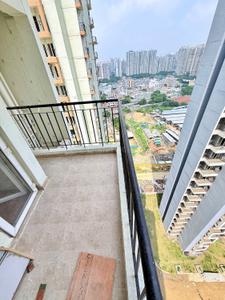 Balcony Image of 1200 Sq.ft 3 BHK Apartment / Flat for rent in Amrapali Dream Valley 2, Noida Extension Greater Noida for Rs. 22000