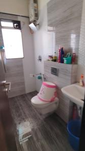 Bathroom Image of 1100 Sq.ft 2.5 BHK Apartment / Flat for sale in DSS Mahavir Universe Phoenix, Bhandup West Mumbai for Rs. 27000000
