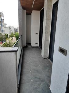 Balcony Image of 2100 Sq.ft 3.5 BHK Builder Floor for sale in Central Park Flower Valley, Sector 33 Sohna for Rs. 42500000