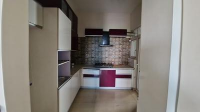 Kitchen Image of 2280 Sq.ft 3 BHK Apartment / Flat for sale in Gaurs Sports Wood, Sector 79 Noida for Rs. 36000000