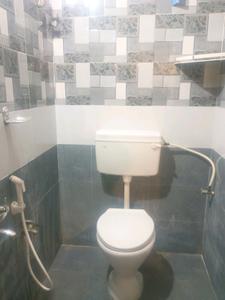 Common Bathroom Image of 1200 Sq.ft 2 BHK Apartment / Flat for rent in Bandlaguda Jagir Hyderabad for Rs. 23000