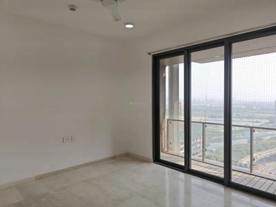 Bedroom Image of 1000 Sq.ft 2 BHK Apartment / Flat for sale in Lodha New Cuffe Parade, Sion Mumbai for Rs. 31000000
