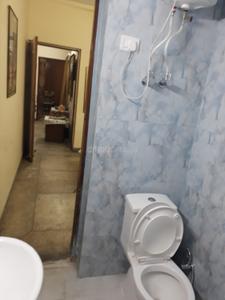 Image of 1680 Sq.ft 3 BHK Apartment / Flat for sale in Swaraj Homes Pocket C RWA Sarita Vihar, Sarita Vihar, New Delhi for Rs. 26800000