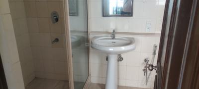 Image of 2500 Sq.ft 3 BHK Apartment / Flat for rent in Sterling Seaface, Worli, Mumbai for Rs. 400000