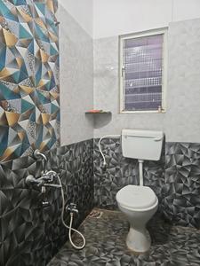 Common Bathroom Image of 1350 Sq.ft 1 BHK Independent House for rent in Laxmi nivas, Lohegaon Pune for Rs. 8500