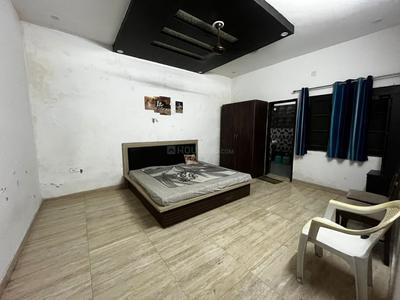 Bedroom Image of 1200 Sq.ft 2 BHK Independent House for rent in Upper Nakronda Dehradun for Rs. 15000