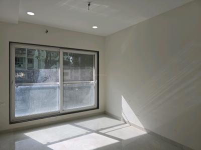 Bedroom Image of 780 Sq.ft 2 BHK Apartment / Flat for sale in Milan Datta Niwas, Vile Parle East Mumbai for Rs. 29000000