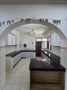Kitchen Image of 3200 Sq.ft 4 BHK Apartment / Flat for sale in Bhawna CGHS, Sector 43 Gurgaon for Rs. 40000000