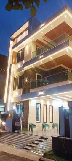 Panchasheel Enclave Main Image 1