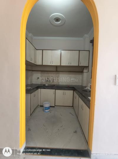 Sector 40 Kitchen 1