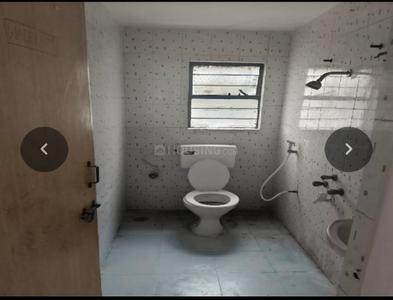Bathroom Image of 2000 Sq.ft 3 BHK Independent House for rent in Hadapsar Pune for Rs. 38000