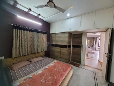 Bedroom Image of 2700 Sq.ft 3 BHK Independent House for rent in Ghatlodiya Ahmedabad for Rs. 60000