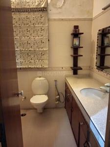 Bathroom Image of 9500 Sq.ft 6 BHK Independent House for sale in Butler Colony Lucknow for Rs. 120000000