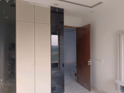 Bedroom Image of 1450 Sq.ft 4 BHK Builder Floor for sale in Rohini Sector 28 New Delhi for Rs. 15000000
