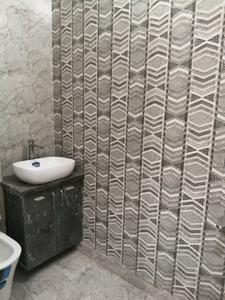 Common Bathroom Image of 900 Sq.ft 2 BHK Independent House for sale in Sector 7 Gurgaon for Rs. 10000000