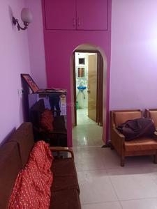 Hall Image of 950 Sq.ft 2 BHK Apartment / Flat for sale in Saraswati Kunj, Patparganj New Delhi for Rs. 14500000