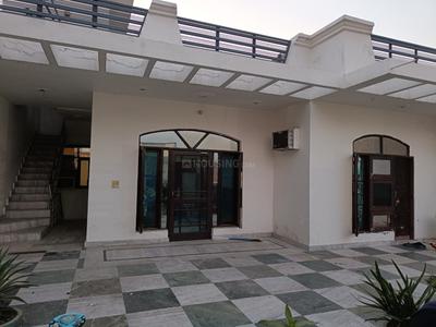 Image of 2000 Sq.ft 2.5 BHK Independent House for rent in Trikuta Nagar, Jammu for Rs. 22000