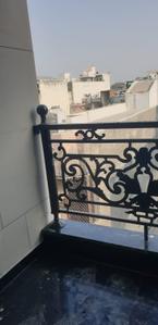 Balcony Image of 900 Sq.ft 2 BHK Independent House for rent in Subhash Nagar New Delhi for Rs. 40000