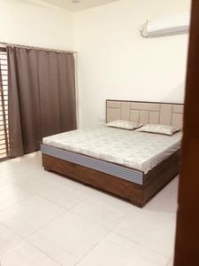 Bedroom Image of 5000 Sq.ft 5 BHK Villa for rent in Thaltej Ahmedabad for Rs. 200000