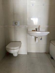 Bedroom Two Image of 1000 Sq.ft 2 BHK Apartment / Flat for rent in Magarpatta Roystonea, Magarpatta City Pune for Rs. 38000
