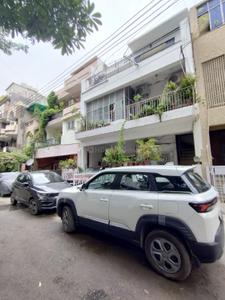 Image of 1400 Sq.ft 3 BHK Independent House for rent in South Extension II, New Delhi for Rs. 45000