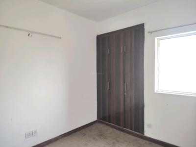 Bedroom Image of 1350 Sq.ft 3 BHK Apartment / Flat for sale in Paras Tierea, Sector 137 Noida for Rs. 10800000